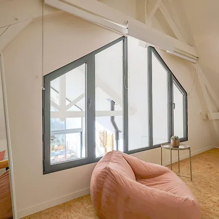 Holiday home Loft Atypique - Piscine - 9p -tlse