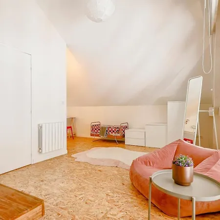 Loft Atypique - Piscine - 9p -tlse Holiday home *